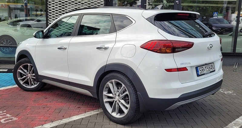 Hyundai Tucson cena 96900 przebieg: 101870, rok produkcji 2019 z Krajenka małe 121